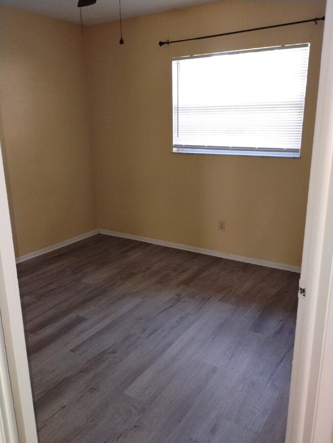 Photo - Cute 2 Bedroom, 1 Bathroom home For Rent