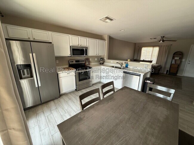 Photo - 7105 S 251st Dr