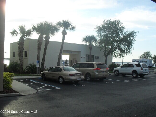 250 S Sykes Creek Pkwy Unidad B506
