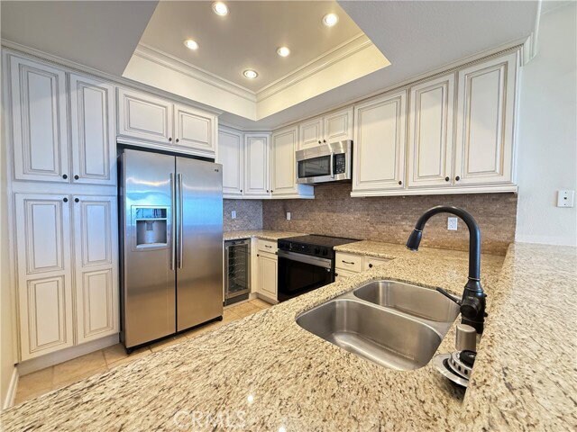 Photo - 200 Paris Ln