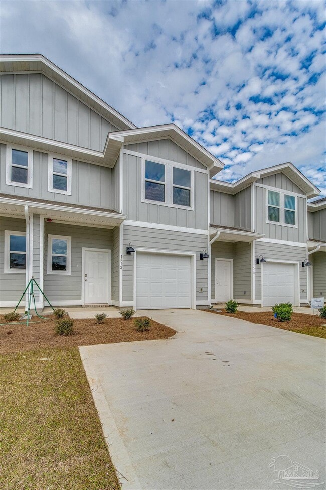 Photo - 1512 Farragut Way