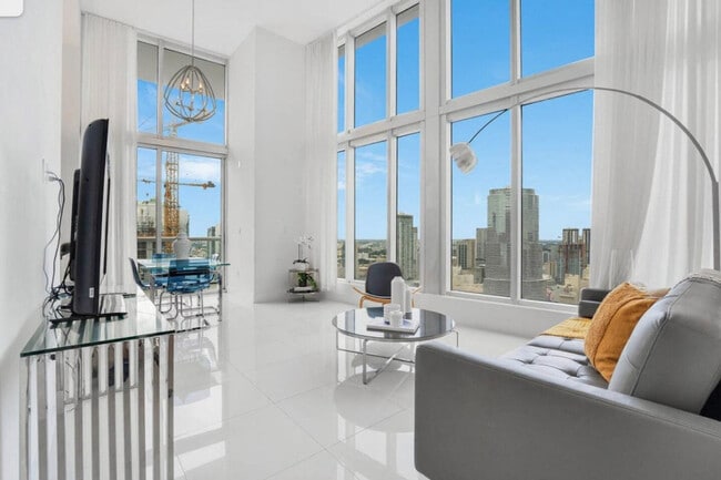 Building Photo - 485 Brickell Ave Unit SI ID1520396P