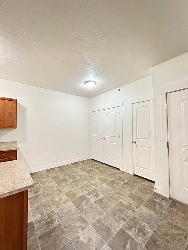 Dining Area - Legacy Village Apartments