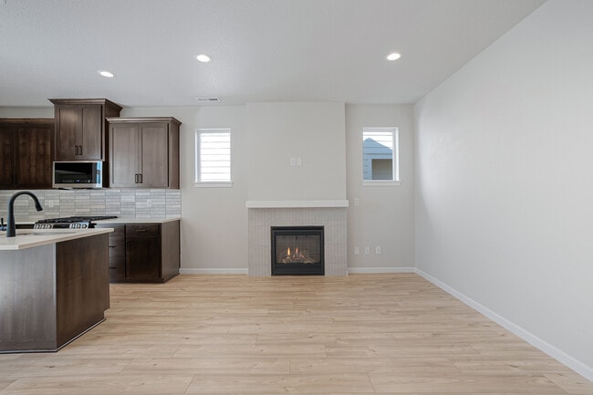 Photo - 203 SE Acacia Dr