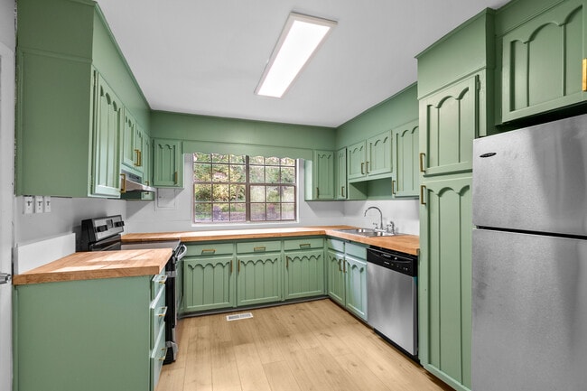 Photo - 121 Mulberry Rd