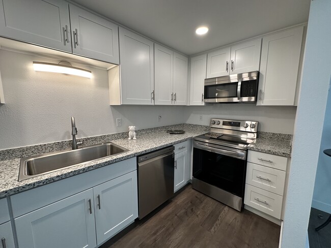 Photo - 4501 15th Ave SE