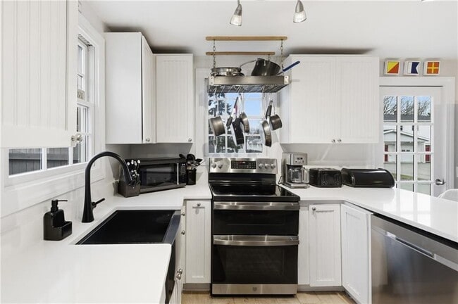 Photo - 72 Seascape Ave