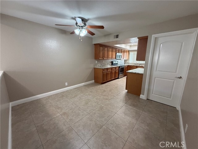 Photo - 2063 Charle St