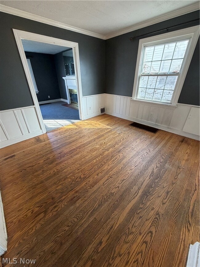 Photo - 143 Clifton Dr