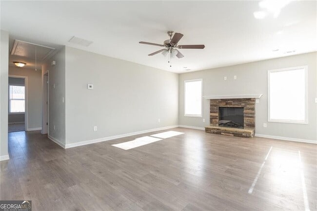 Photo - 82 Gray Field Ct