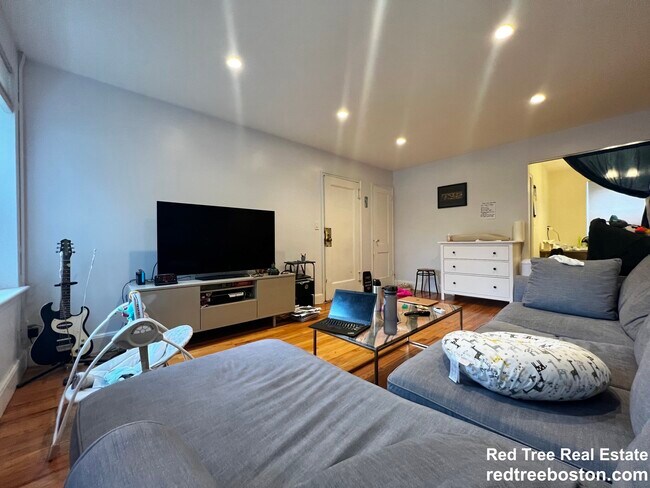 Photo - 25 Englewood Ave Unit 2