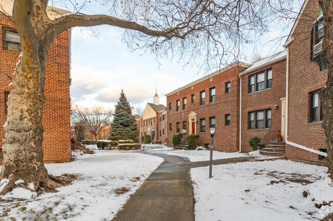 66-70 Tulip Avenue