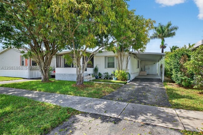 Photo - 2430 SW 53rd St