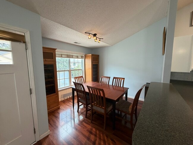 Photo - 7 W Morningside Dr