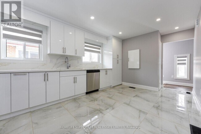 Photo - 47 Jade Crescent