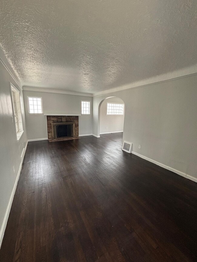 Photo - 18603 Arrowhead Ave