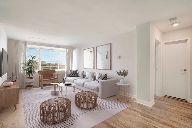 Photo - Potomac Towers