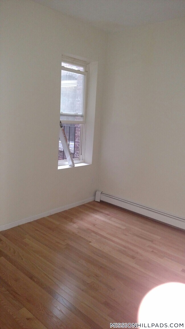 Photo - 67 S Huntington Ave Unit 3