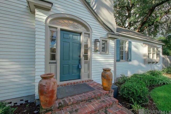 Photo - 2221 Olive St