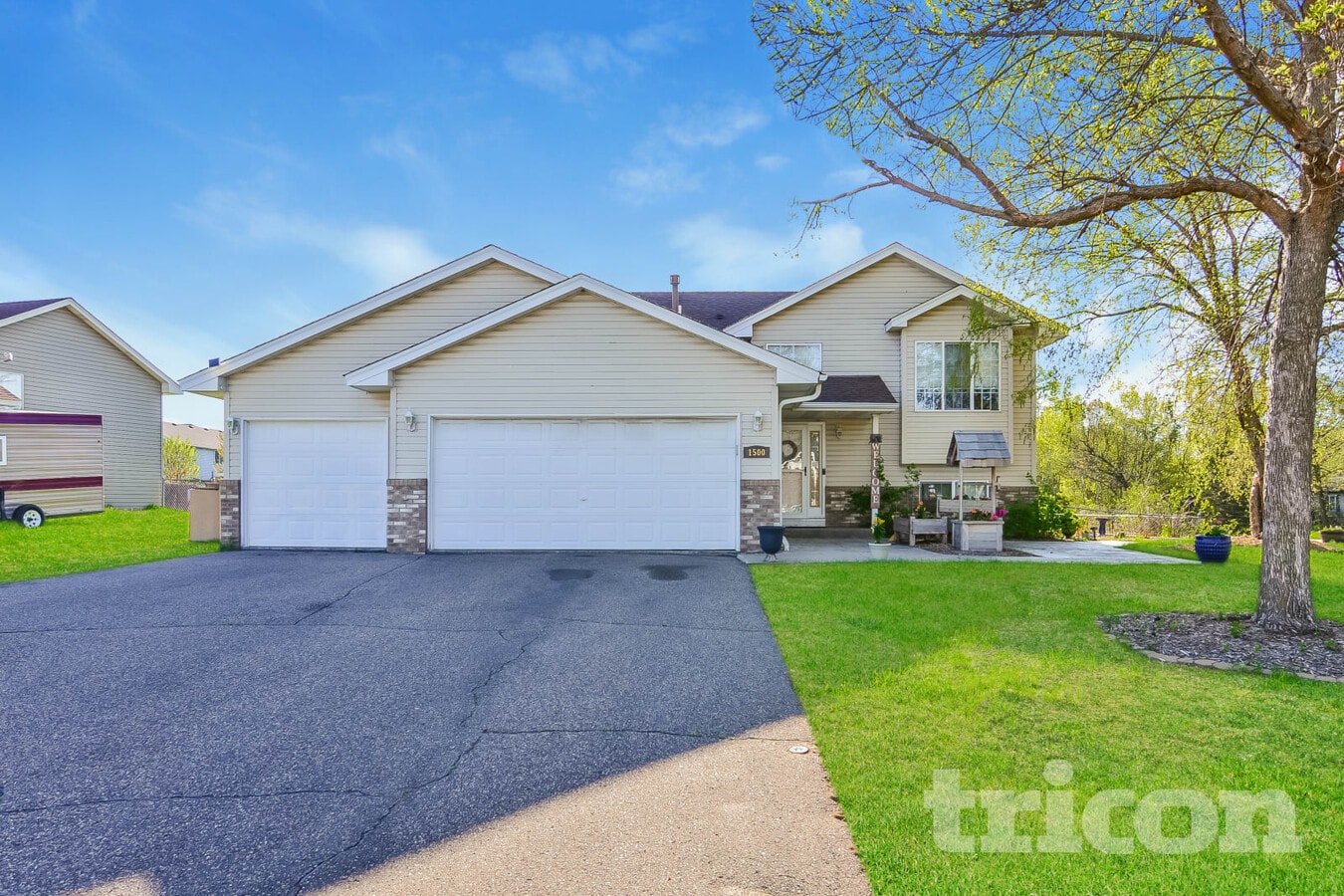 Photo - 1500 Powell St N