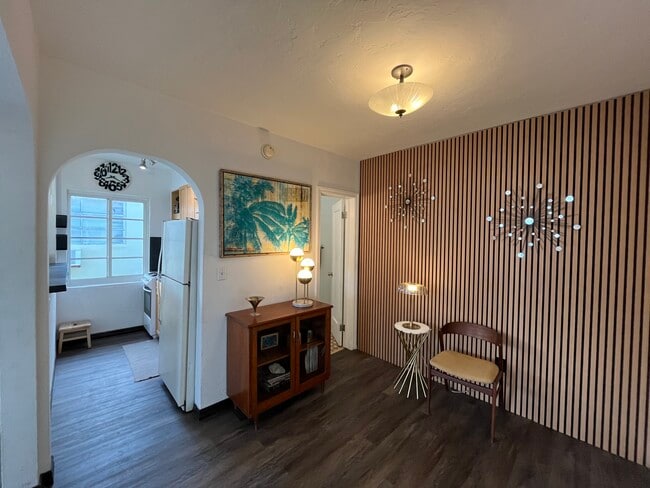 Photo - 511 75th St Unit 1