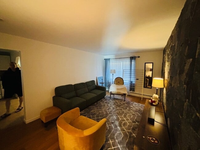 Photo - 48 2nd St Unit 1