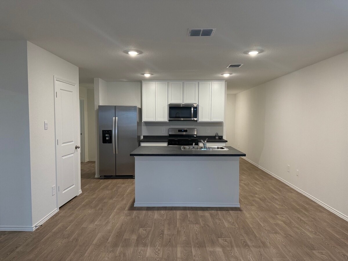 Photo - 258 Bull Lake Cir