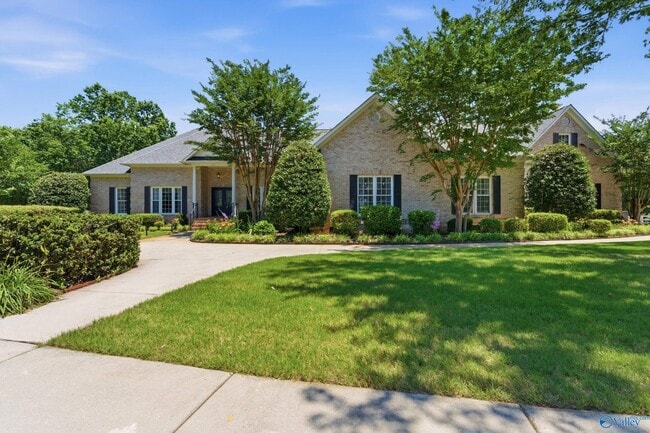 Photo - 2704 Hampton Cove Way SE