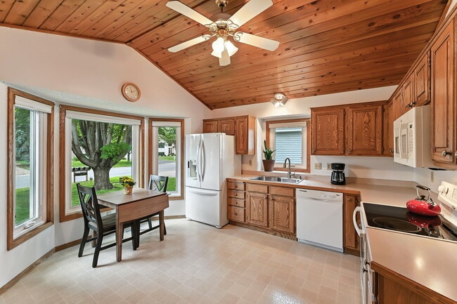 Photo - 7293 159th St W