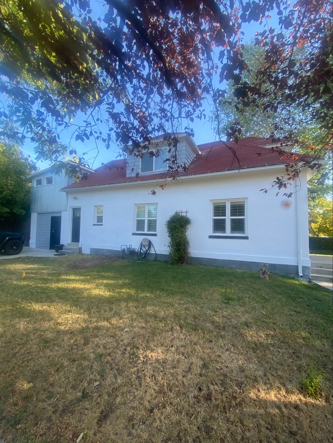 Photo - 2245 S Windsor St