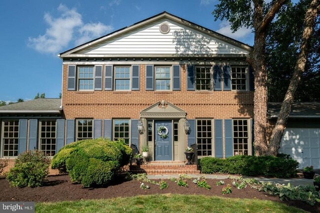 Photo - 1197 Meadow Green Ln