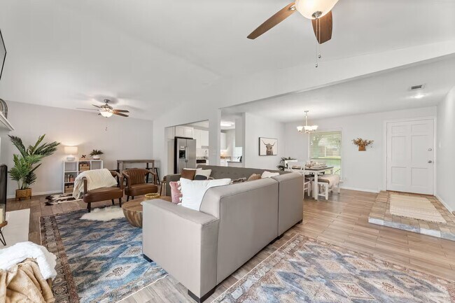 Photo - 2018 Sandy Trail