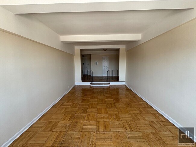 Photo - GRAND CONCOURSE Unit 9J