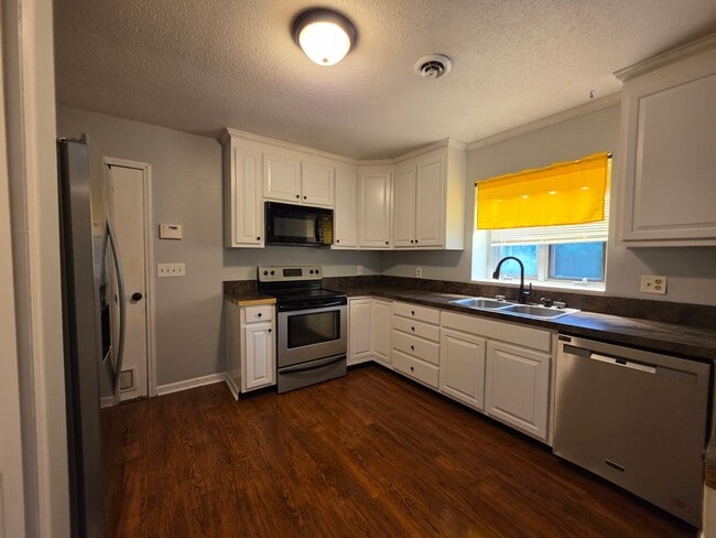 Photo - 109 Glencroft Rd