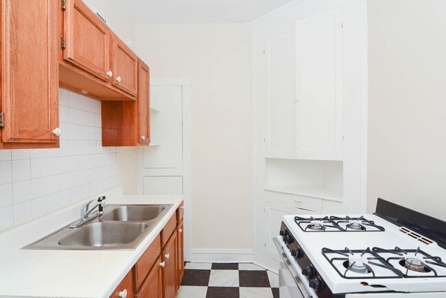 Photo - 2226 W Wilson Ave Unit 602