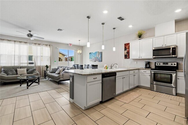 Photo - 5152 Adelaide Dr
