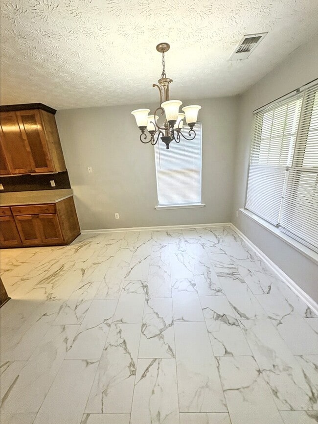 Photo - 2045 Parador Bend