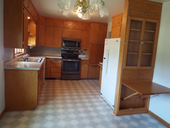 Photo - 453 4th Ave
