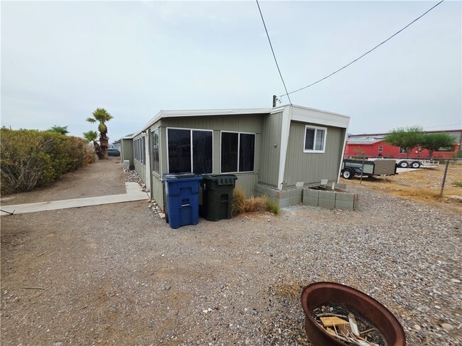 1779 Artesia Dr