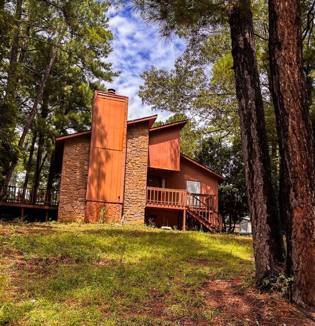 Beautiful 3-Bedroom, 2-Bath Home in a Desi... - Beautiful 3-Bedroom, 2-Bath Home in a Desi...