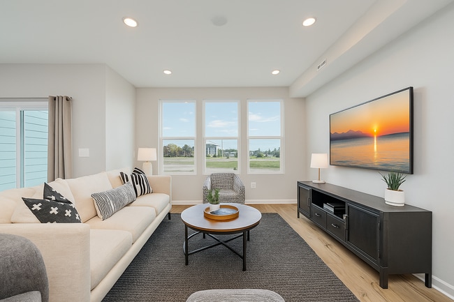 Photo - 7331 Shroyer Wy