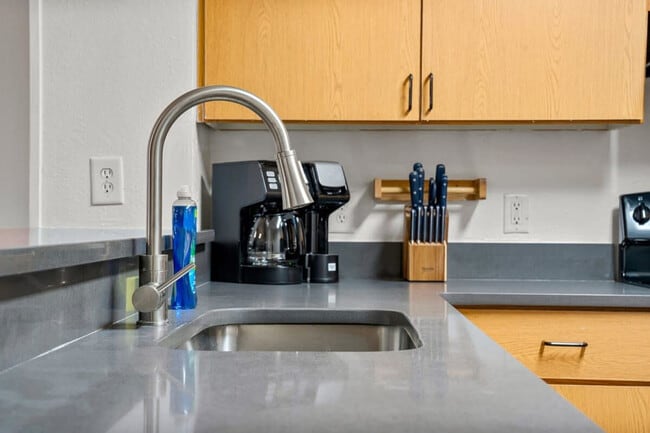 Building Photo - 2505 Livingston Ave Unit FL1-ID1295159P Rental