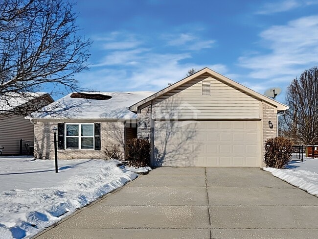 Building Photo - 8110 Red Barn Ct