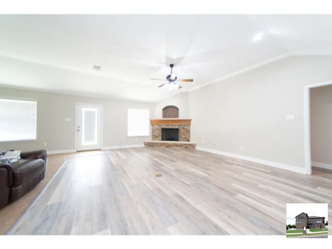 Photo - 2410 Big Divide Rd