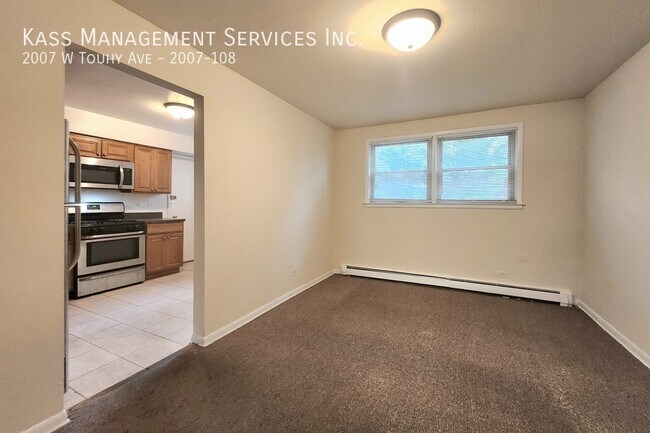 Photo - 2007 W Touhy Ave Unidad 2007-108