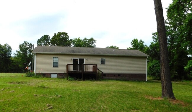 Photo - 2404 Pineview Cemetery Rd