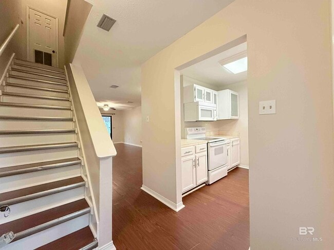 Photo - 36 Summer Oaks Dr