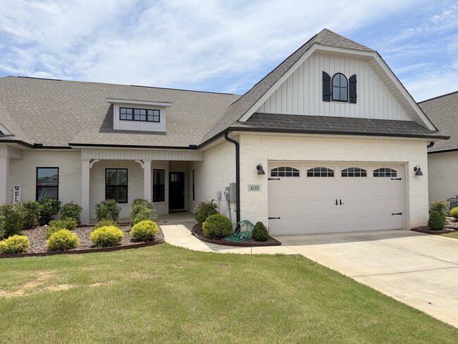 Building Photo - 408 Raleigh Elm Dr