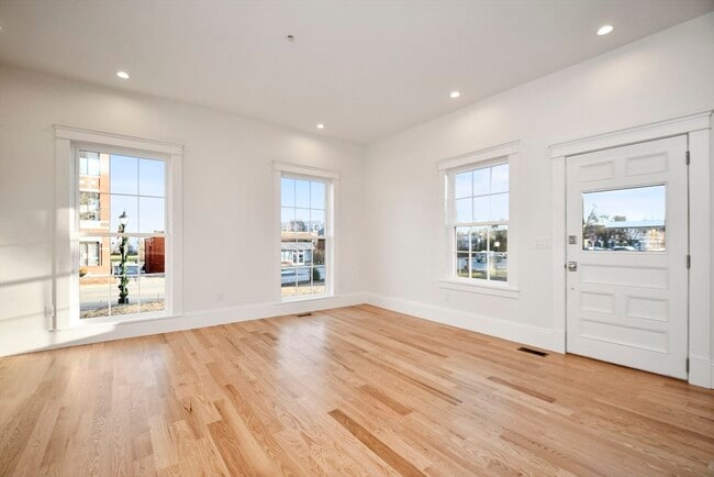 Photo - 30 E Main St Unit 2