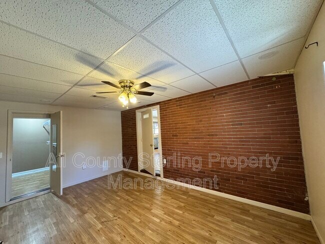 Photo - 446 SW Theresa Ct